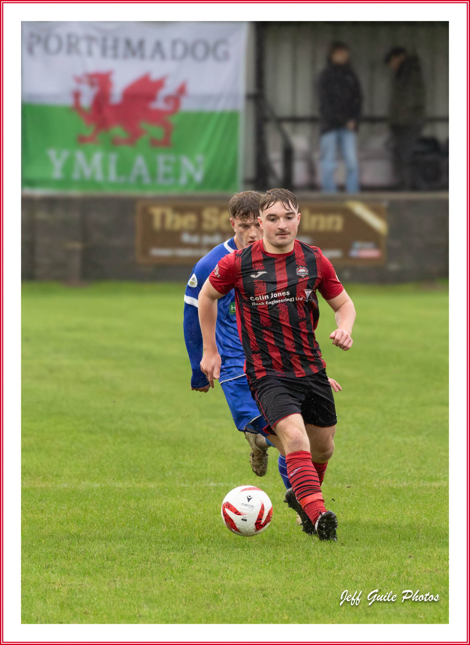 Read more about the article Caio yn cyrraedd 100 o gemau / Caio reaches 100 games