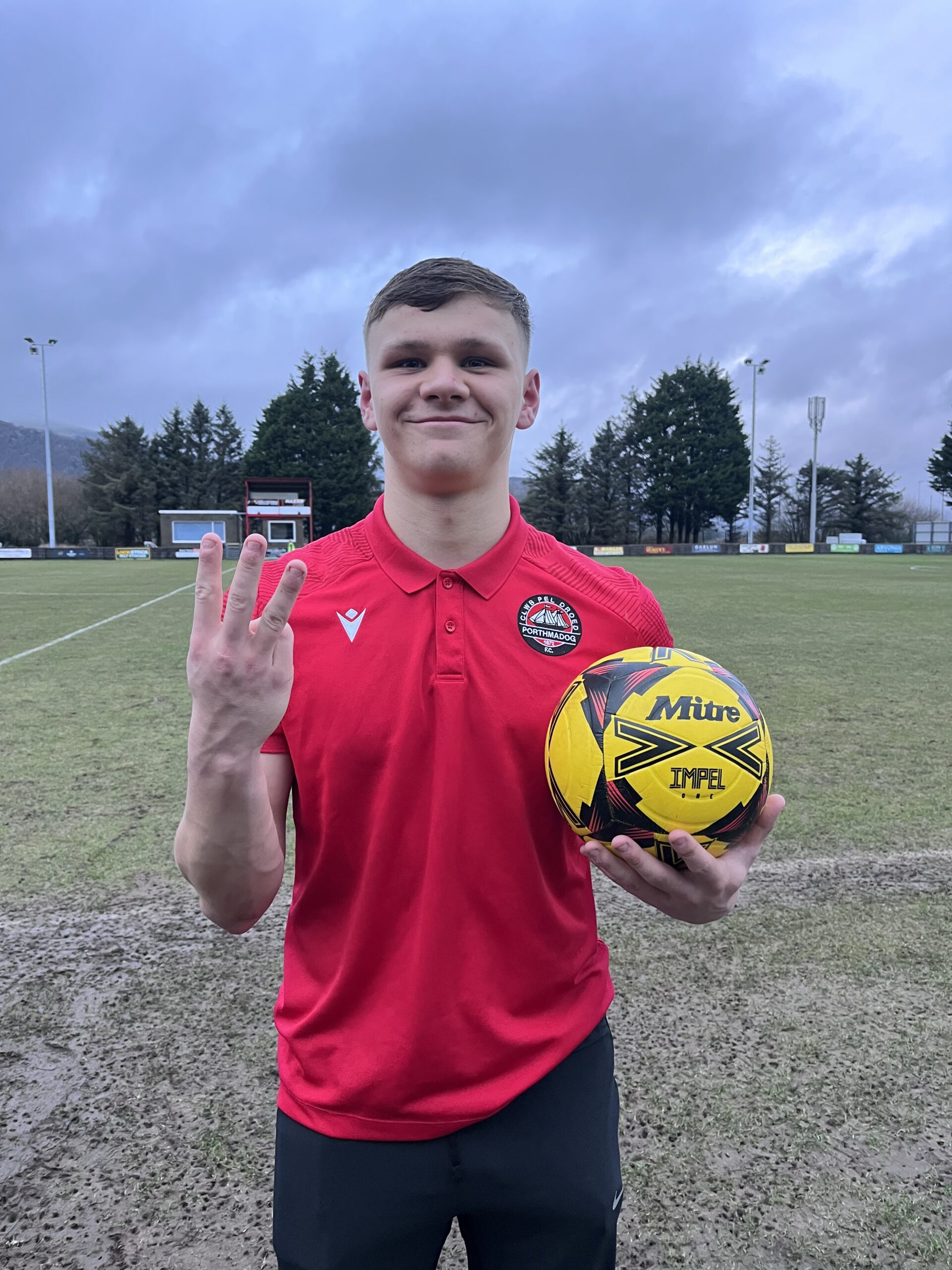 Read more about the article Llongyfarchiadau / Congratulations