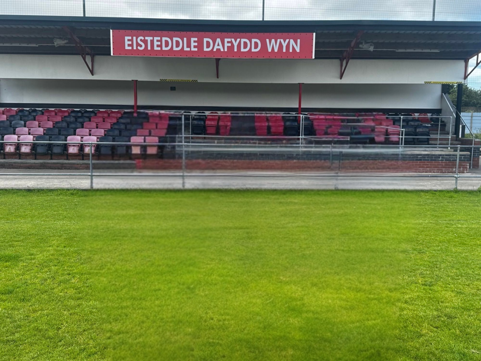 Read more about the article Noddwr newydd / New Sponsor