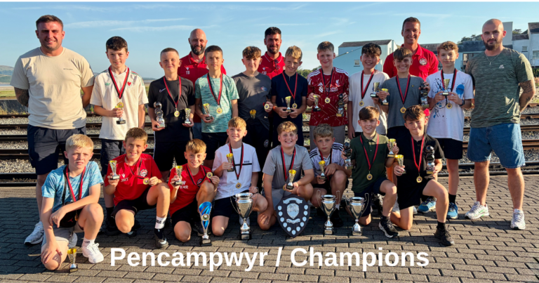 Read more about the article Noson Dathlu Llwyddiant Carfan Dan 12 CPD Porthmadog